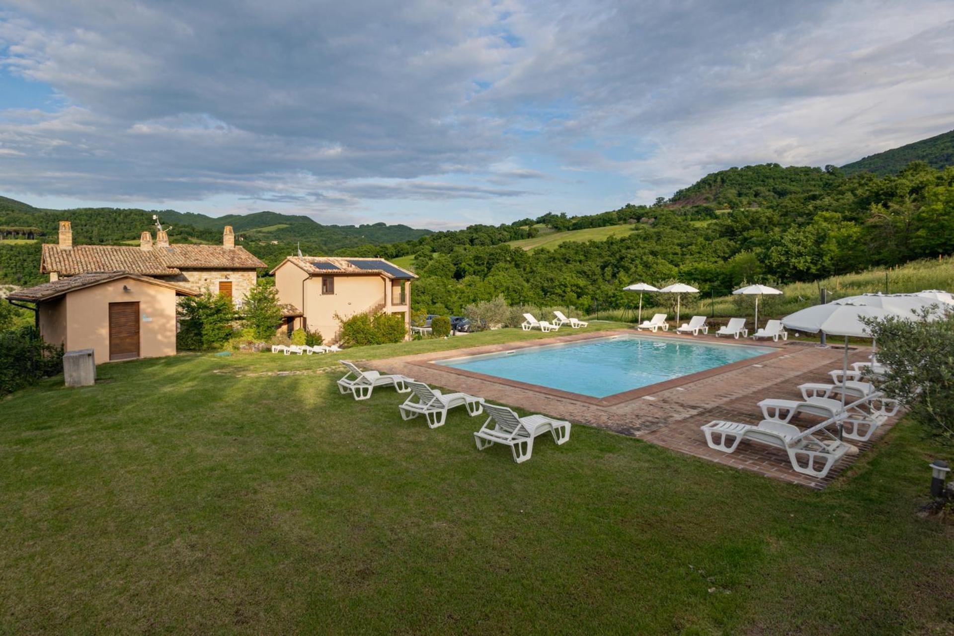 Relais Parco Del Subasio Villa Piano Delle Pieve Ngoại thất bức ảnh